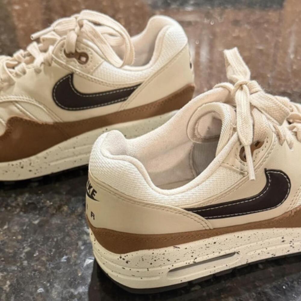 Nike Air Max 1'87 Velvet Brown Women's 5/Youth 3.5